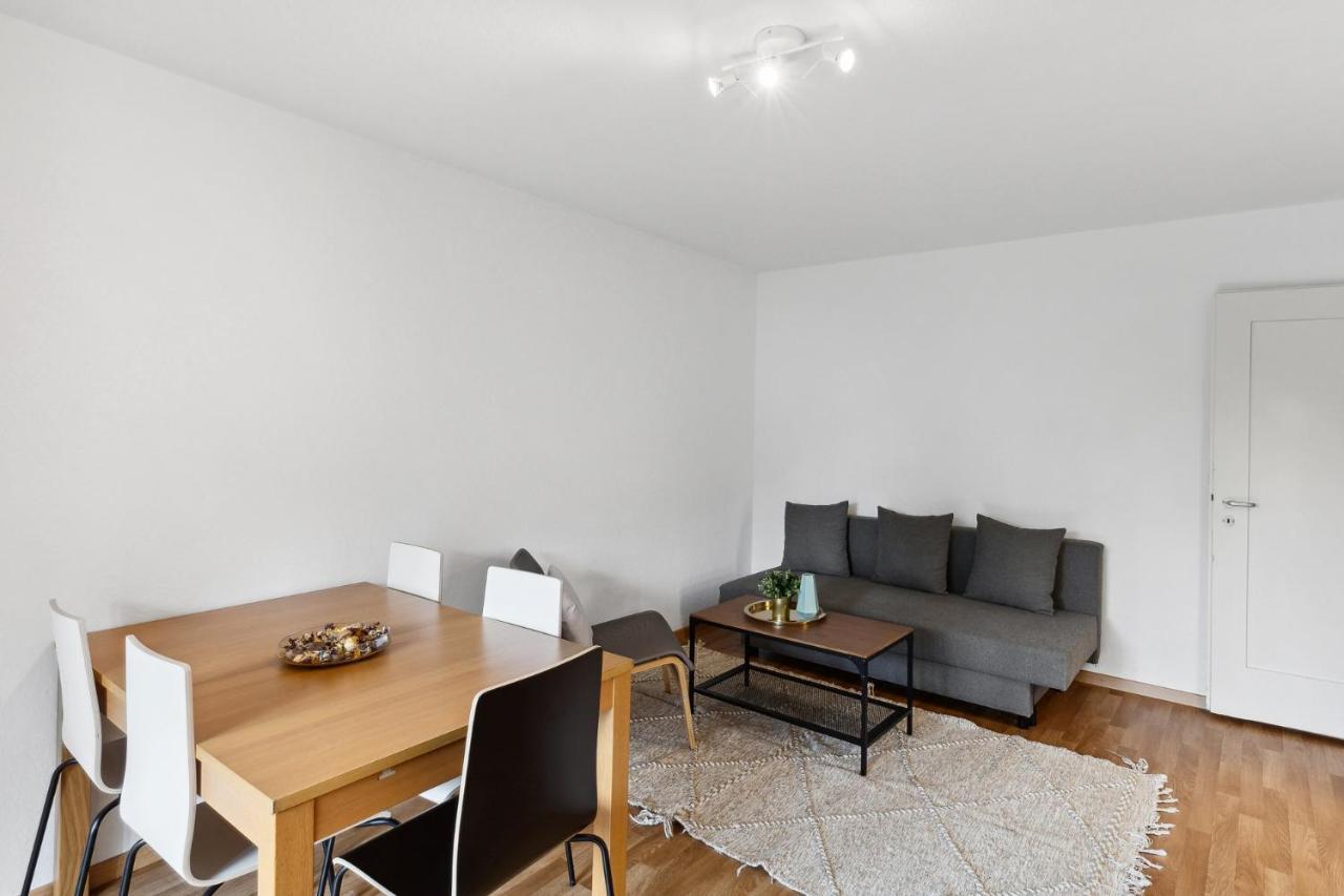Urban Charm: Your Comfy Close To The Apartmán